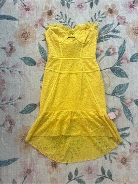 Strapless Yellow Lace Midi Dress